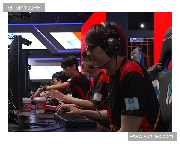 聚焦英雄联盟FPX战队的意识提升与团队协作分析